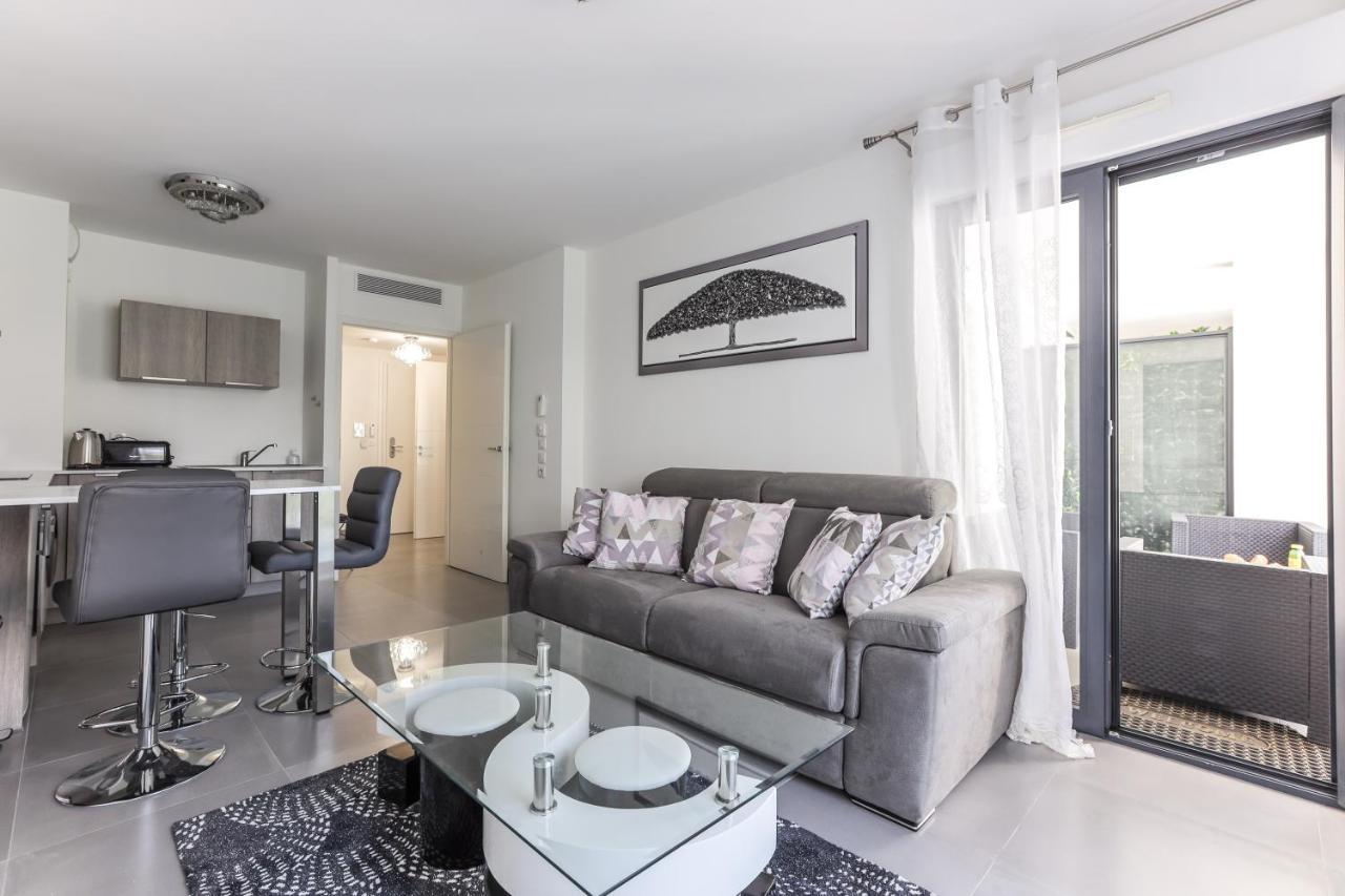 Cannes: Appartement Cosy A 2 Pas De La Croisette Exteriör bild